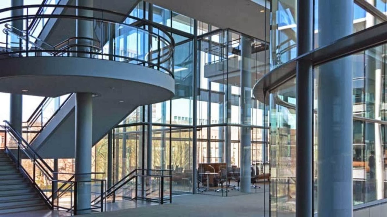 Yale School of Management by Foster Partners