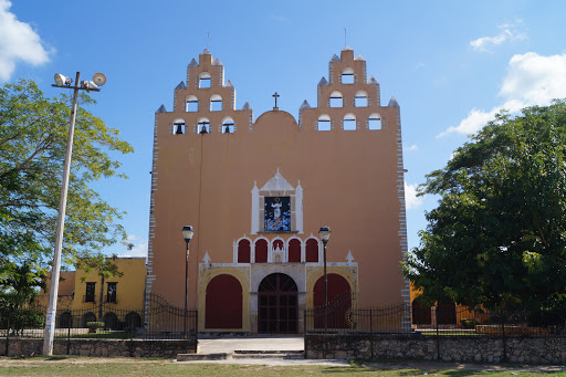 Iglesia De Mococha, Calle 16 88 A, Mocochá, Yuc., México, Iglesia | YUC