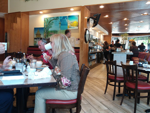 American Restaurant «Glen Oak Cafe», reviews and photos, 479 Pennsylvania Ave, Glen Ellyn, IL 60137, USA