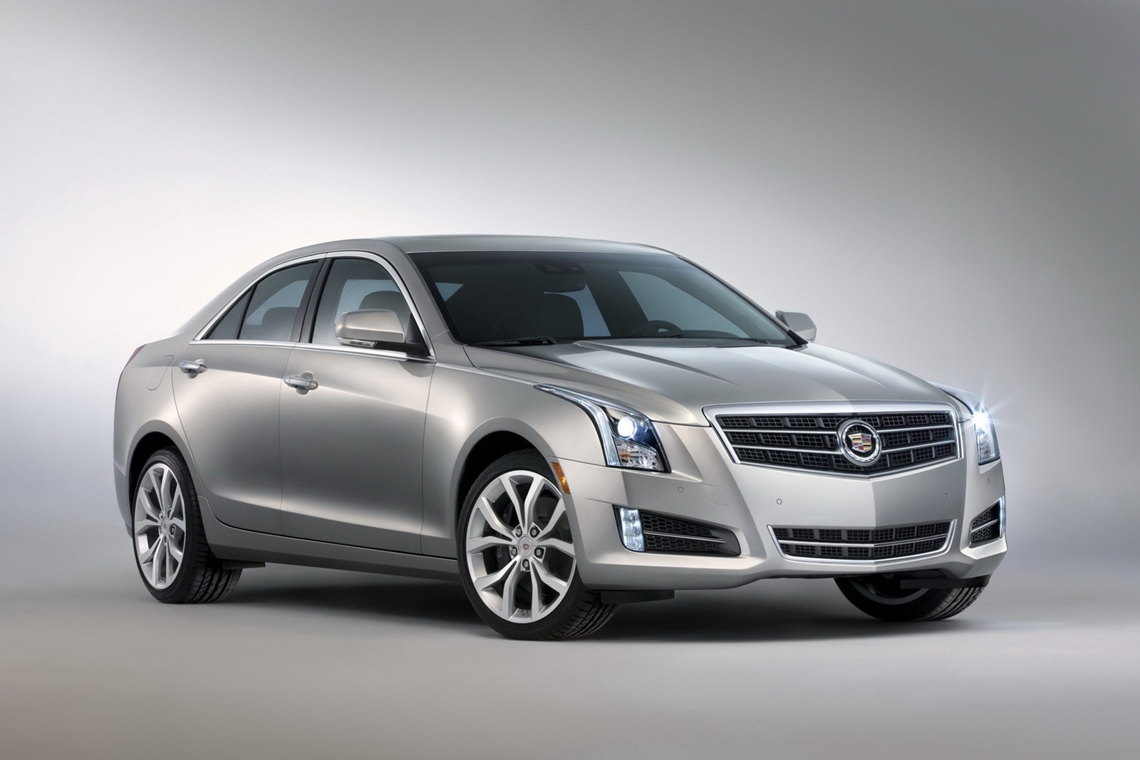 [2013-Cadillac-ATS-4%255B2%255D.jpg]