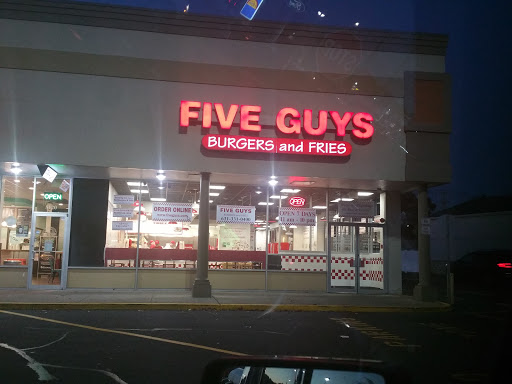Fast Food Restaurant «Five Guys», reviews and photos, 5122 Nesconset Hwy, Port Jefferson Station, NY 11776, USA