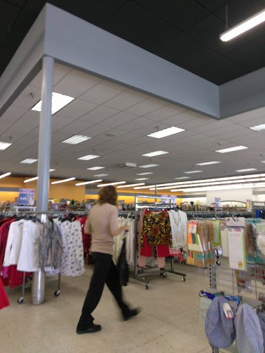 Thrift Store «Goodwill Store & Donation Center», reviews and photos, 11052 Magnolia St, Garden Grove, CA 92841, USA