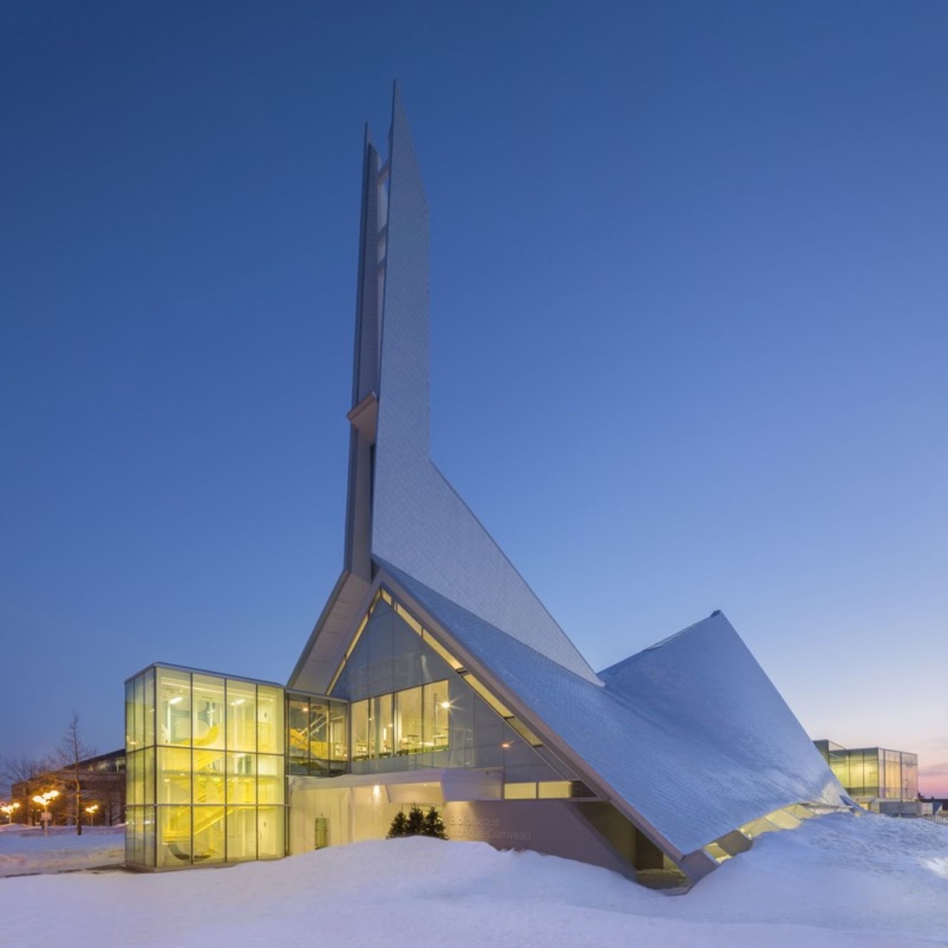 Monique Corriveau Library by Dan Hanganu and Clc
