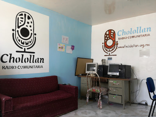 Cholollan Radio, Prol Cuayantla 522, Cuayantla, San Bernardino Tlaxcalancingo, 72821 Tlaxcalancingo, Pue., México, Emisora de radio | PUE