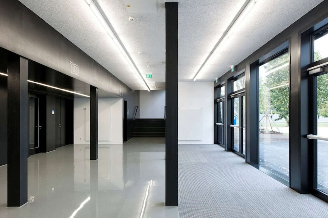 Lecture Hall by Deubzer König Rimmel Architekten