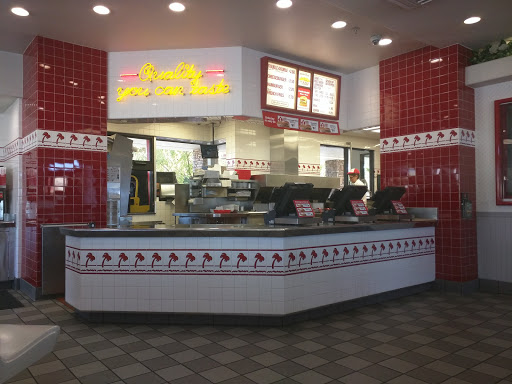 Hamburger Restaurant «In-N-Out Burger», reviews and photos, 2910 E Germann Rd, Chandler, AZ 85249, USA