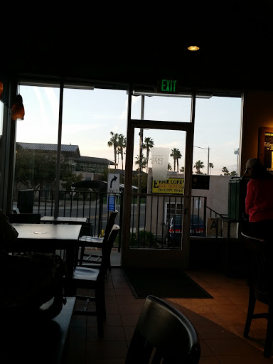 Coffee Shop «Starbucks», reviews and photos, 300 N Pacific Coast Hwy, Redondo Beach, CA 90277, USA