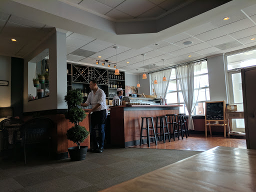 Restaurant «Finn Thai Restaurant & Bar», reviews and photos, 126 N Maple Ave, Purcellville, VA 20132, USA