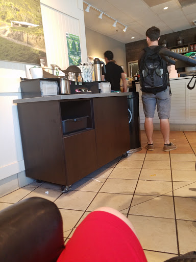 Coffee Shop «Starbucks», reviews and photos, 89 Pleasant St, Marblehead, MA 01945, USA