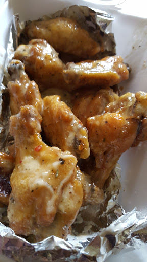 Chicken Wings Restaurant «Cluckers», reviews and photos, 1843 E Wheat Rd, Vineland, NJ 08361, USA