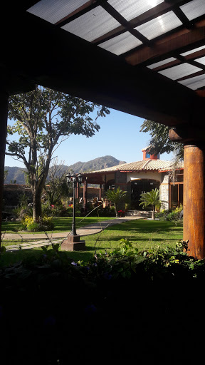 La Buena Vibra Retreat & Spa Hotel, Calle San Lorenzo 7, Valle de Atongo, 62520 Tepoztlán, Mor., México, Alojamiento en interiores | MOR