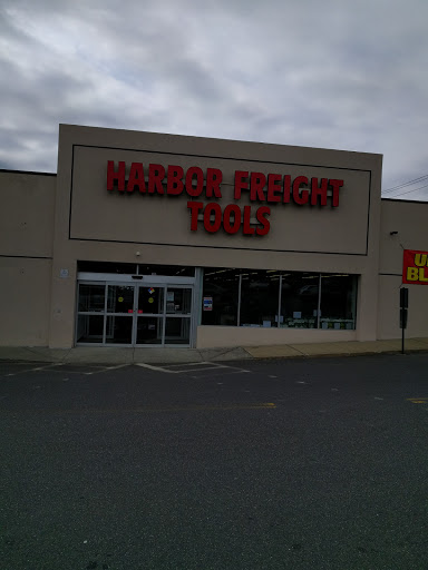 Hardware Store «Harbor Freight Tools», reviews and photos, 301 W Jericho Turnpike, Huntington Station, NY 11746, USA