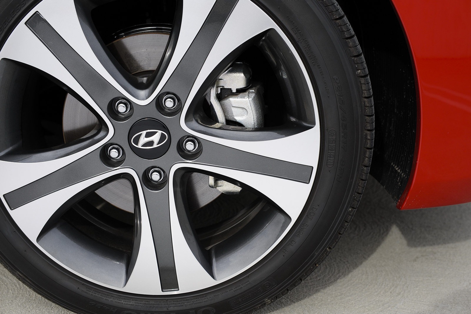 [2013-Hyundai-Elantra-Coupe-18%255B2%255D.jpg]