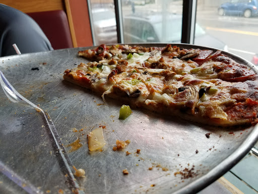 Pizza Restaurant «Venezia Pizza Restaurant», reviews and photos, 306 Kalamazoo St, South Haven, MI 49090, USA