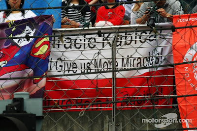 баннер от болельщиков Роберта Кубицы на Гран-при Китая 2012