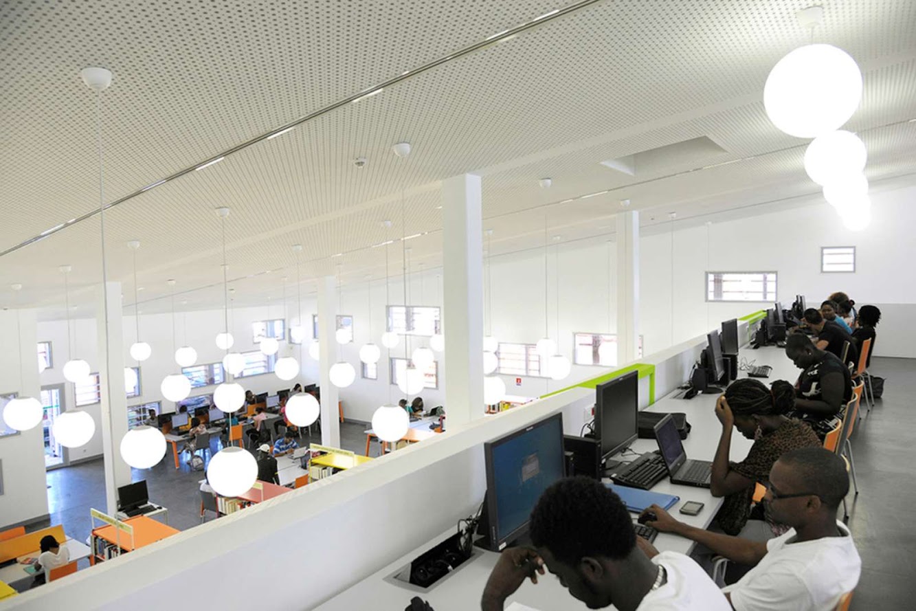 13-University-Library-by-RH+-architecture