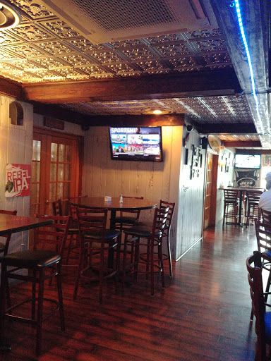Italian Restaurant «Sea Cove», reviews and photos, 361 Main St, Center Moriches, NY 11934, USA