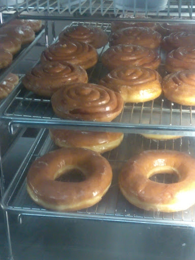 Donut Shop «Kinly Donuts», reviews and photos, 2000 W Manchester Ave, Los Angeles, CA 90047, USA