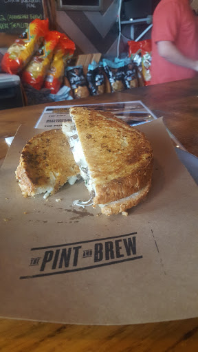 Bar «The Pint and Brew», reviews and photos, 3261 Tampa Rd, Palm Harbor, FL 34684, USA