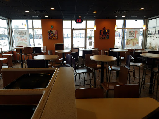 Mexican Restaurant «Taco Bell», reviews and photos, 1279 W Broadway Ave, Forest Lake, MN 55025, USA