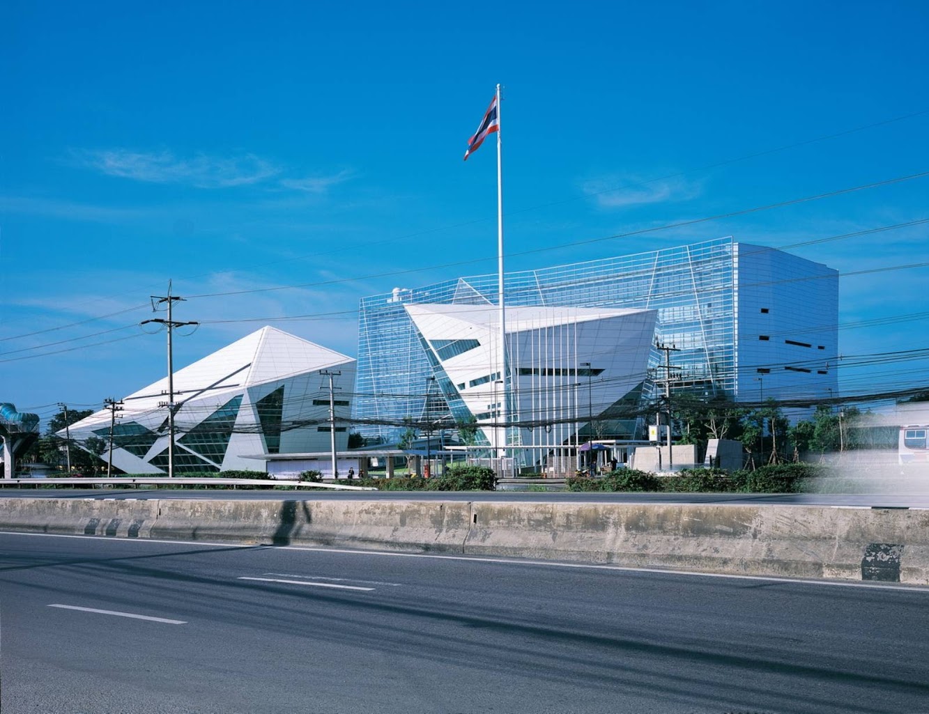 Bu Landmark Complex by Architects 49
