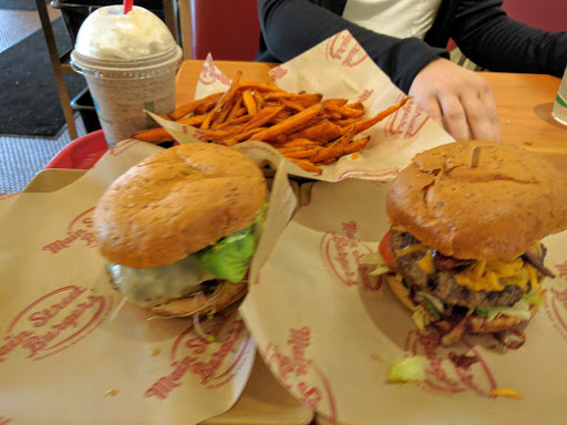 American Restaurant «Main Street Burgers», reviews and photos, 20 S Santa Cruz Ave, Los Gatos, CA 95030, USA
