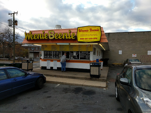 Sandwich Shop «Weenie Beenie», reviews and photos, 2680 Shirlington Rd, Arlington, VA 22206, USA