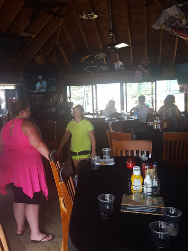 Bar «Sideouts Bar», reviews and photos, 4018 Roberts Road, Island Lake, IL 60042, USA