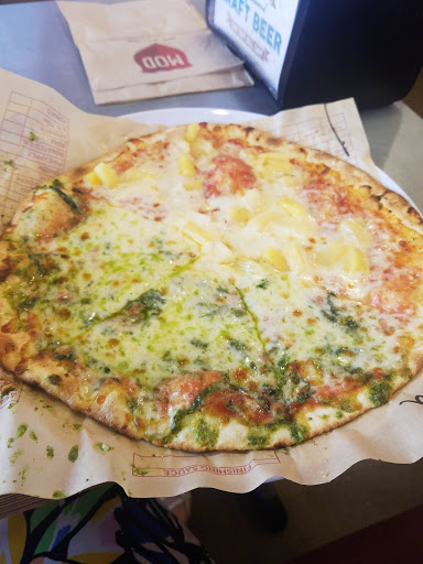 Pizza Restaurant «MOD Pizza», reviews and photos, 701 S Capital of Texas Hwy f600, West Lake Hills, TX 78746, USA