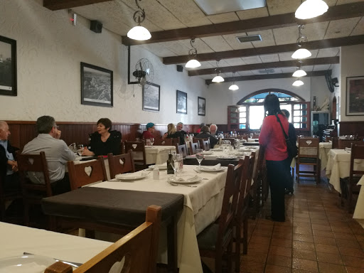 Restaurante Uhlen Haus, R. Mal Deodoro da Fonseca, 702 - Centro, Jundiaí - SP, 13201-002, Brasil, Restaurantes, estado Sao Paulo