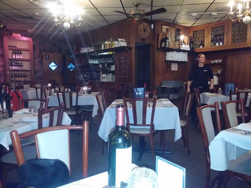 Italian Restaurant «Angelonis II Restaurant Lounge», reviews and photos, 2400 Arctic Ave, Atlantic City, NJ 08401, USA
