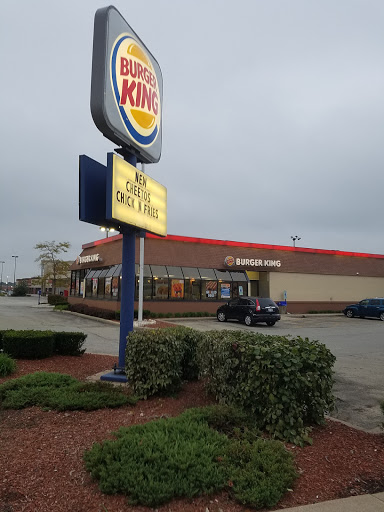 Fast Food Restaurant «Burger King», reviews and photos, 4 63rd St, Westmont, IL 60559, USA