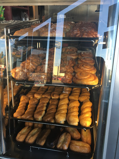 Donut Shop «Yum Yum Donuts», reviews and photos, 932 W Highland Ave, San Bernardino, CA 92405, USA