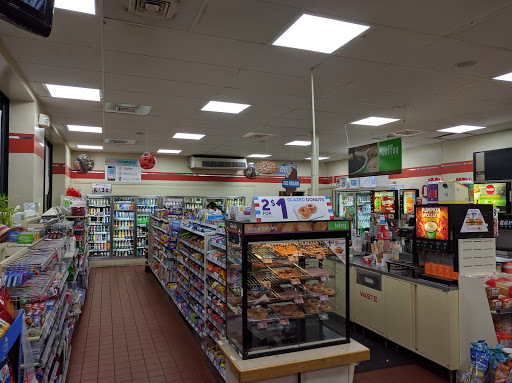 Convenience Store «7-Eleven», reviews and photos, 110 W Main St, Stafford Springs, CT 06076, USA