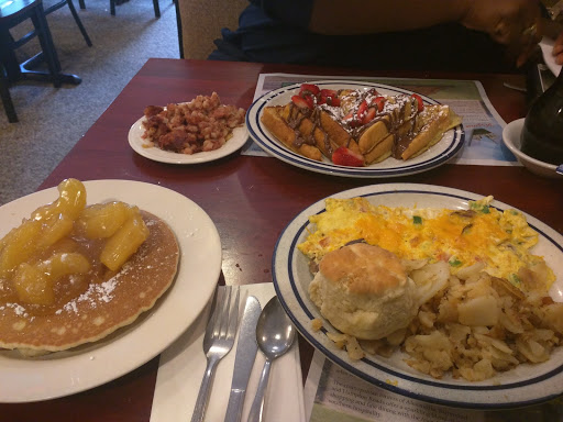 Family Restaurant «National Pancake & Waffle House», reviews and photos, 7105 Pocahontas Trail, Williamsburg, VA 23185, USA
