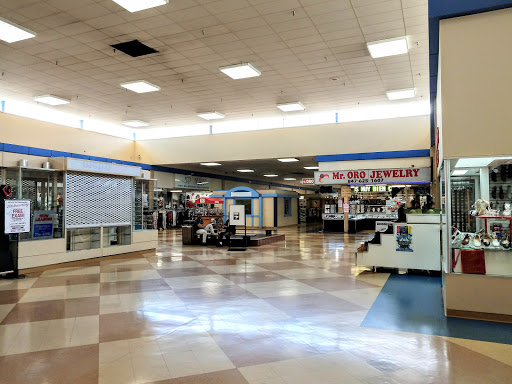 Shopping Mall «Belvidere Mall», reviews and photos, 2107 Belvidere Rd, Waukegan, IL 60085, USA