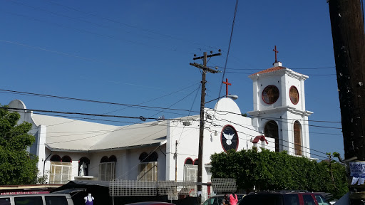 María Madre de la Iglesia, Av. Miraflores S/n, Valle del Rubi, 22160 Tijuana, B.C., México, Lugar de culto | BC