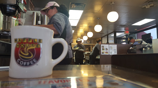 Breakfast Restaurant «Waffle House», reviews and photos, 4410 Mundy Mill Rd, Oakwood, GA 30566, USA