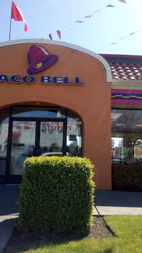 Fast Food Restaurant «Taco Bell», reviews and photos, 15059 1st Avenue South, Burien, WA 98148, USA