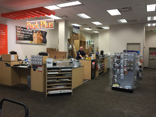 Print Shop «FedEx Office Print & Ship Center», reviews and photos, 207 W Kent Station St #107, Kent, WA 98032, USA