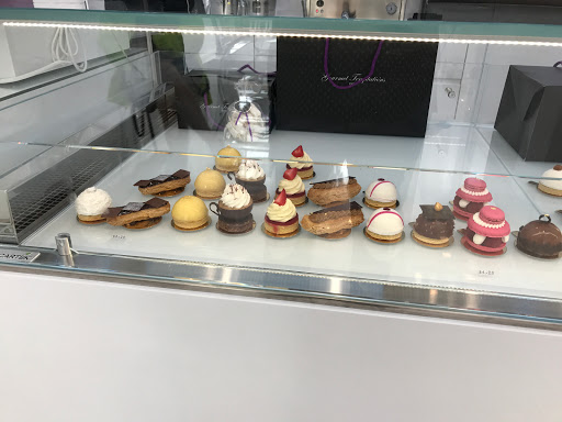 Pastry Shop «Gourmet Temptations», reviews and photos, 9573 Harding Ave, Surfside, FL 33154, USA