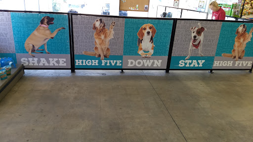 Pet Supply Store «Centinela Feed & Pet Supplies», reviews and photos, 22840 Hawthorne Blvd, Torrance, CA 90505, USA