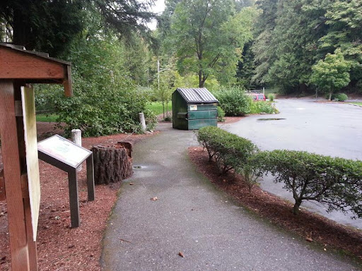 Golf Course «Howling Coyote Disc Golf Course», reviews and photos, 16900 W Riverside Dr, Bothell, WA 98011, USA