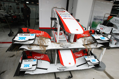 сено на передних крыльях Sauber на Гран-при Кореи 2011