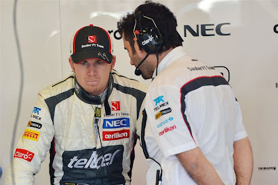 Нико Хюлькенберг и механик Sauber на Гран-при Австралии 2013