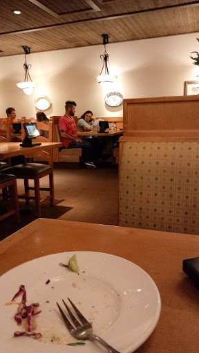 Italian Restaurant «Olive Garden», reviews and photos, 3072 W US Hwy 90, Lake City, FL 32055, USA