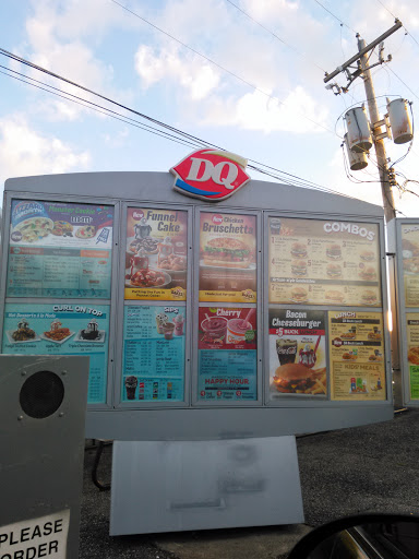 Fast Food Restaurant «DQ Grill & Chill Restaurant», reviews and photos, 801 W Main St, Greenfield, IN 46140, USA