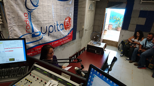 Radio Lupita, Adolfo López Mateos 61, Celso Hernández, 63715 Las Varas, Nay., México, Emisora de radio | NAY