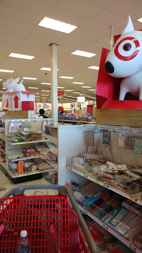 Department Store «Target», reviews and photos, 1555 N Tomahawk Island Dr, Portland, OR 97217, USA