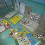 老舊的小學課本。 老舊的小學課本。